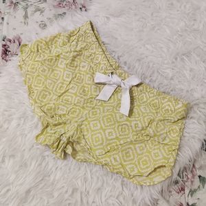 Green and white printed sleep shorts